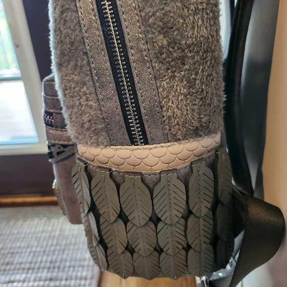 Loungefly Game Of Thrones House Stark Edition - Picture 5 of 10